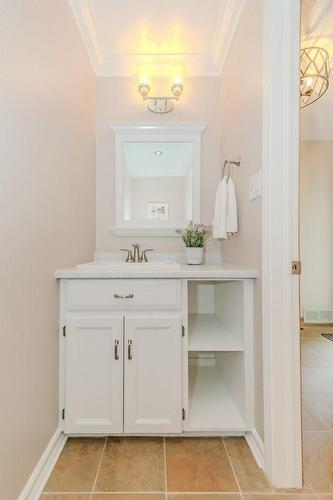 5776 Wellington Rd 26, Rockwood, ON - Indoor Photo Showing Bathroom