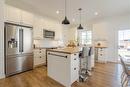 74 Wyndham Estate Drive, Steinbach, MB  - Indoor Photo Showing Kitchen With Stainless Steel Kitchen With Upgraded Kitchen 