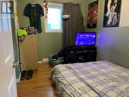 15 Isabel Street, Belleville, ON - Indoor Photo Showing Bedroom