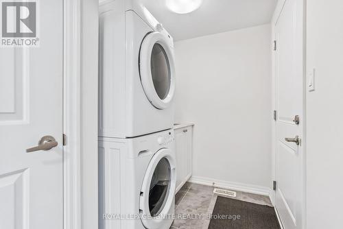 1786 Silverstone Crescent, Oshawa, ON - Indoor Photo Showing Laundry Room