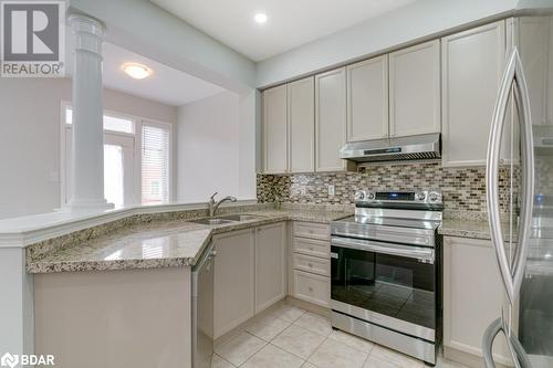 1327 Weir Chase Unit# Upper, Mississauga, ON - Indoor Photo Showing Kitchen With Double Sink