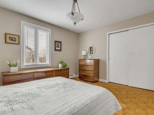 Master bedroom - 217 Route 138, Saint-Augustin-De-Desmaures, QC - Indoor Photo Showing Bedroom