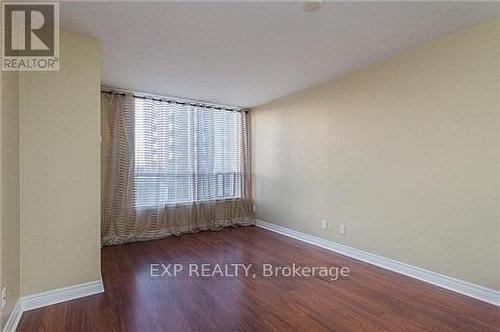 707 - 50 Disera Drive, Vaughan, ON - Indoor Photo Showing Other Room