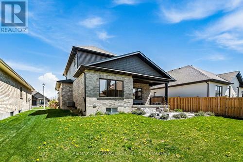 23 Carriage Crossing, Mapleton, ON - Outdoor
