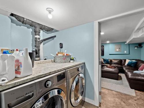 710 Columbia Street, Kamloops, BC - Indoor Photo Showing Laundry Room