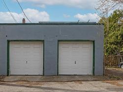 Garage - 