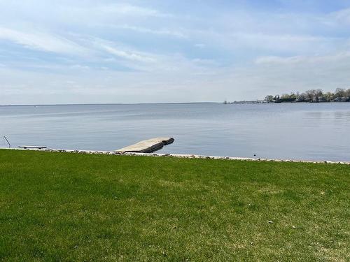 Cour - 2A Av. St-Joachim, Pointe-Claire, QC - Outdoor With Body Of Water With View