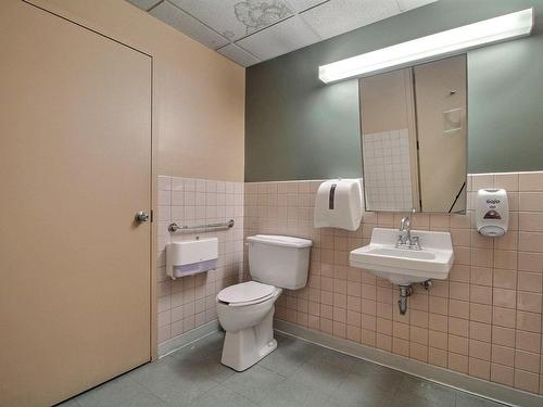 Salle d'eau - 660 Rue Royale, Malartic, QC - Indoor Photo Showing Bathroom
