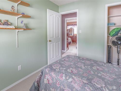 245 Laurence Park Way, Nanaimo, BC - Indoor Photo Showing Bedroom