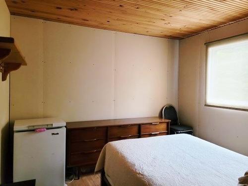 2218 - 622 Highway, Atikokan, ON - Indoor Photo Showing Bedroom