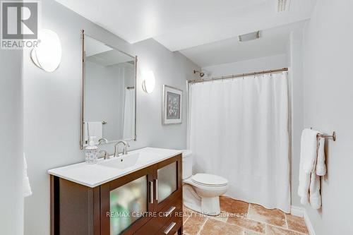1182 Smither Road, London, ON - Indoor Photo Showing Bathroom