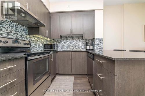 1101 - 45 Yorkland Boulevard E, Brampton, ON - Indoor Photo Showing Kitchen With Upgraded Kitchen