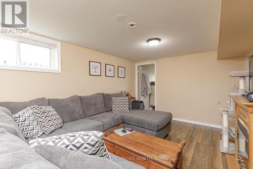 51 Raglan Street, Collingwood, ON - Indoor Photo Showing Living Room
