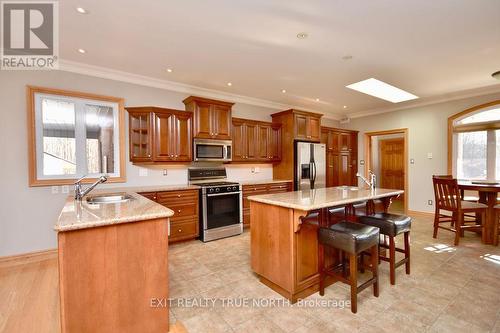 1524 Flos 8 Road E, Springwater, ON - Indoor Photo Showing Kitchen