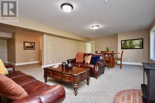 1524 Flos 8 Road E, Springwater, ON - Indoor Photo Showing Living Room