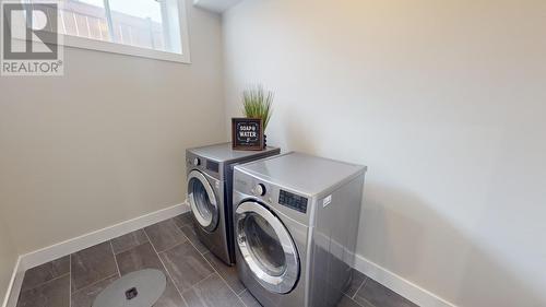 11031 112 Avenue, Fort St. John, BC - Indoor Photo Showing Laundry Room