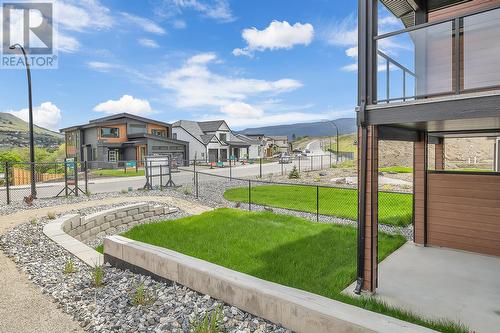 301 Arrowleaf Rise, Coldstream, BC - Outdoor