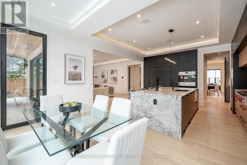 44 Alexandra Boulevard, Toronto, ON - Indoor Photo Showing Dining Room