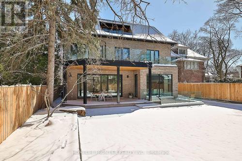 44 Alexandra Boulevard, Toronto, ON - Outdoor