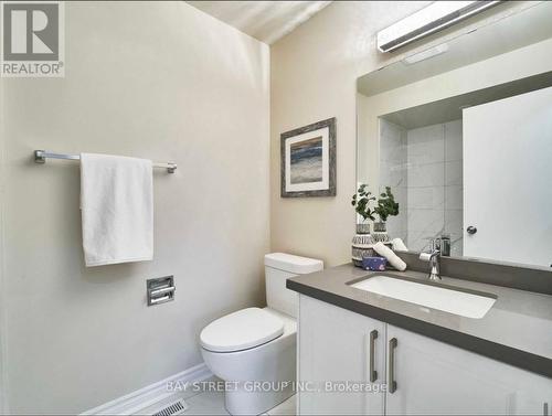 856 Finley Avenue, Ajax, ON - Indoor Photo Showing Bathroom