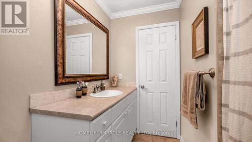 31 Muskoka Avenue, Toronto, ON - Indoor Photo Showing Bathroom