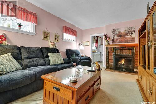 505 College Avenue, Regina, SK - Indoor Photo Showing Living Room With Fireplace