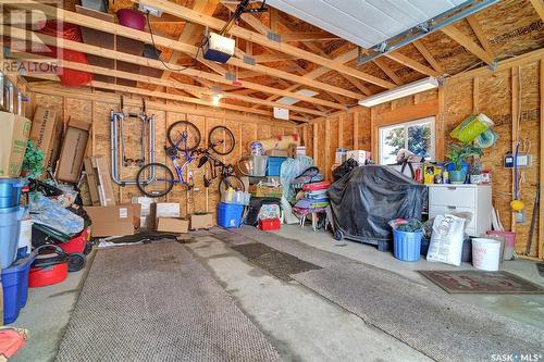 505 College Avenue, Regina, SK - Indoor Photo Showing Garage