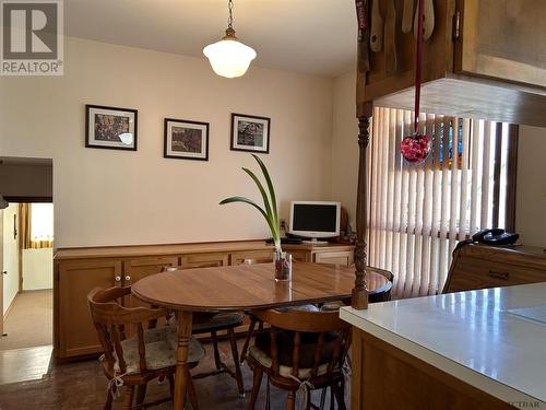 26 Drury St, Kapuskasing, ON - Indoor Photo Showing Dining Room