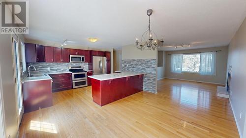 9715 91 Street, Fort St. John, BC - Indoor Photo Showing Kitchen
