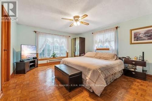 61 Aldred Drive, Scugog, ON - Indoor Photo Showing Bedroom