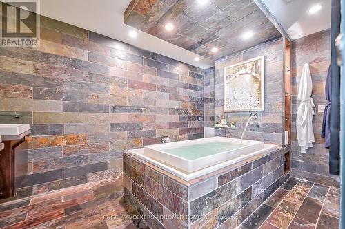 Ph2701 - 8 Colborne Street, Toronto, ON - Indoor Photo Showing Bathroom