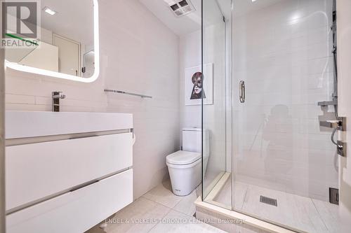 Ph2701 - 8 Colborne Street, Toronto, ON - Indoor Photo Showing Bathroom