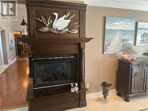 16024 Lakeside Drive, Cornwall, ON - Indoor Photo Showing Living Room With Fireplace