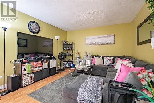 1309 Lamothe, Sudbury, ON - Indoor Photo Showing Living Room