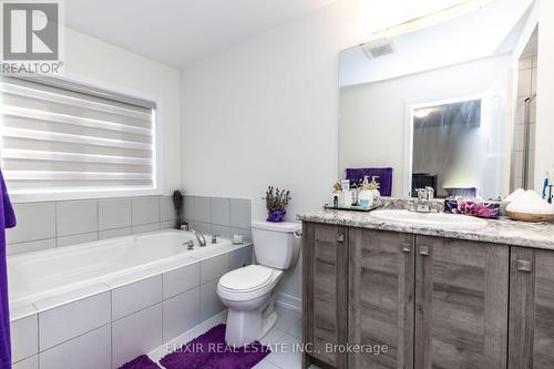 29 Monteith Drive, Brantford, ON - Indoor Photo Showing Bathroom