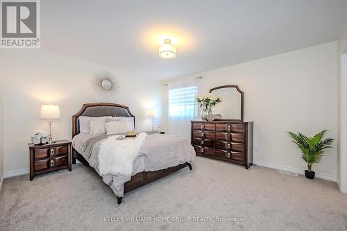 207 Couling Crescent, Guelph, ON - Indoor Photo Showing Bedroom