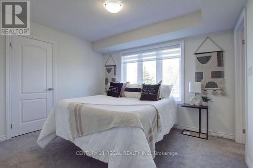 45 - 383 Dundas Street E, Hamilton, ON - Indoor Photo Showing Bedroom