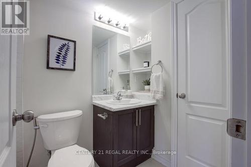 45 - 383 Dundas Street E, Hamilton, ON - Indoor Photo Showing Bathroom