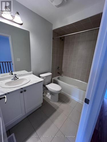 111 Corley Street, Kawartha Lakes, ON - Indoor Photo Showing Bathroom