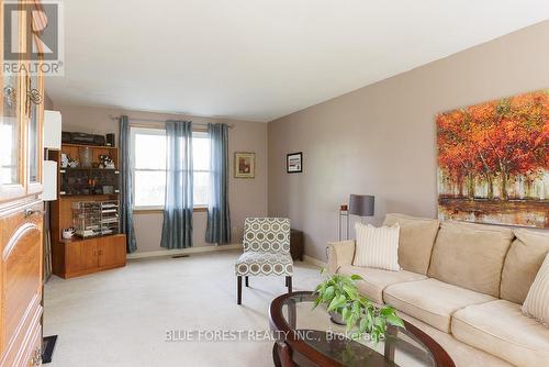 30 Butler Drive, St. Thomas, ON - Indoor Photo Showing Living Room