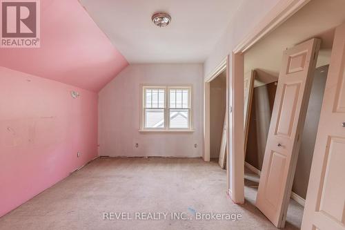 44 Thorold Road E, Welland, ON - Indoor Photo Showing Other Room