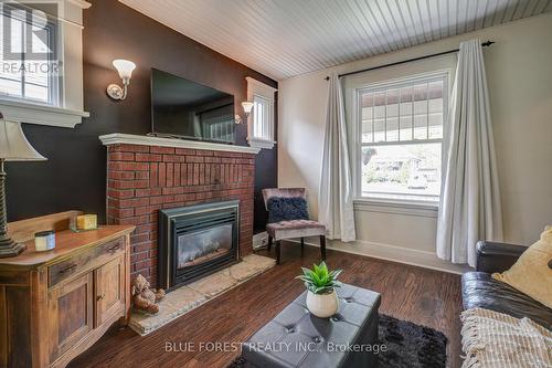 47 Raywood Avenue, London, ON - Indoor Photo Showing Living Room With Fireplace