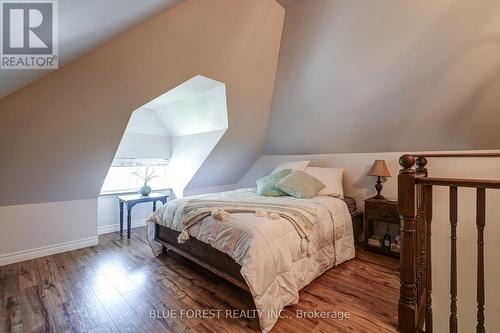 47 Raywood Ave, London, ON - Indoor Photo Showing Bedroom