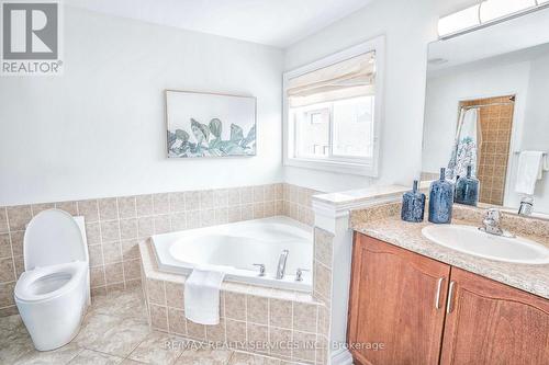7 Maple Crown Terrace, Barrie, ON - Indoor Photo Showing Bathroom