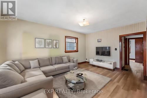 487 King George Street, Peterborough, ON - Indoor Photo Showing Living Room