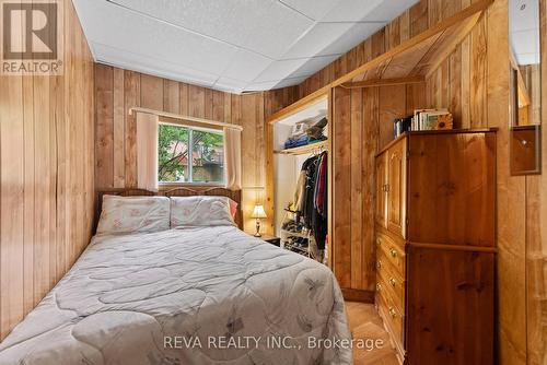 354 Forest View Road, Hastings Highlands, ON - Indoor Photo Showing Bedroom
