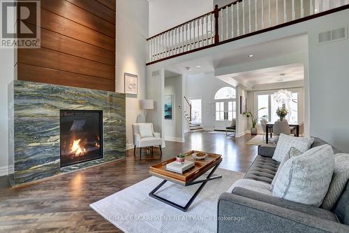 4169 Lakeshore Road, Burlington, ON - Indoor Photo Showing Living Room With Fireplace