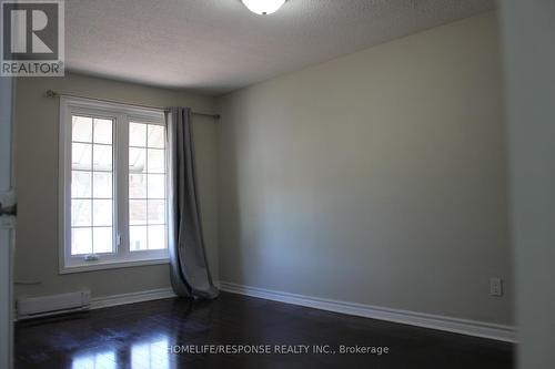 54 Gladstone Square, Brampton, ON - Indoor Photo Showing Other Room