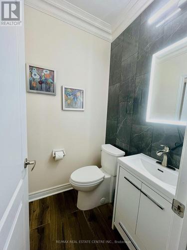 3274 Pringle Place, Mississauga, ON - Indoor Photo Showing Bathroom