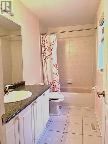 3274 Pringle Place, Mississauga, ON - Indoor Photo Showing Bathroom
